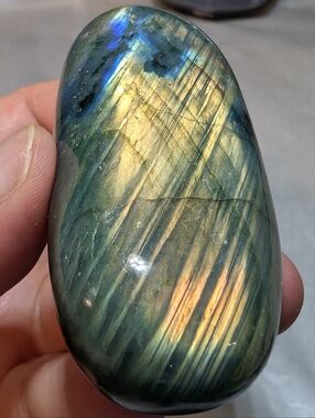 Labradorite Palm Stone
